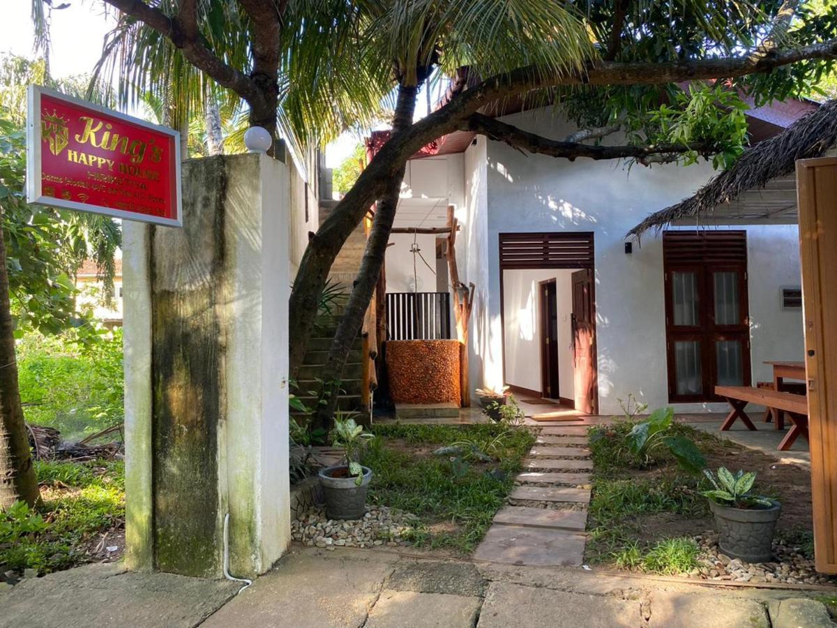 Kings Happy House Apartment Dickwella Exterior photo